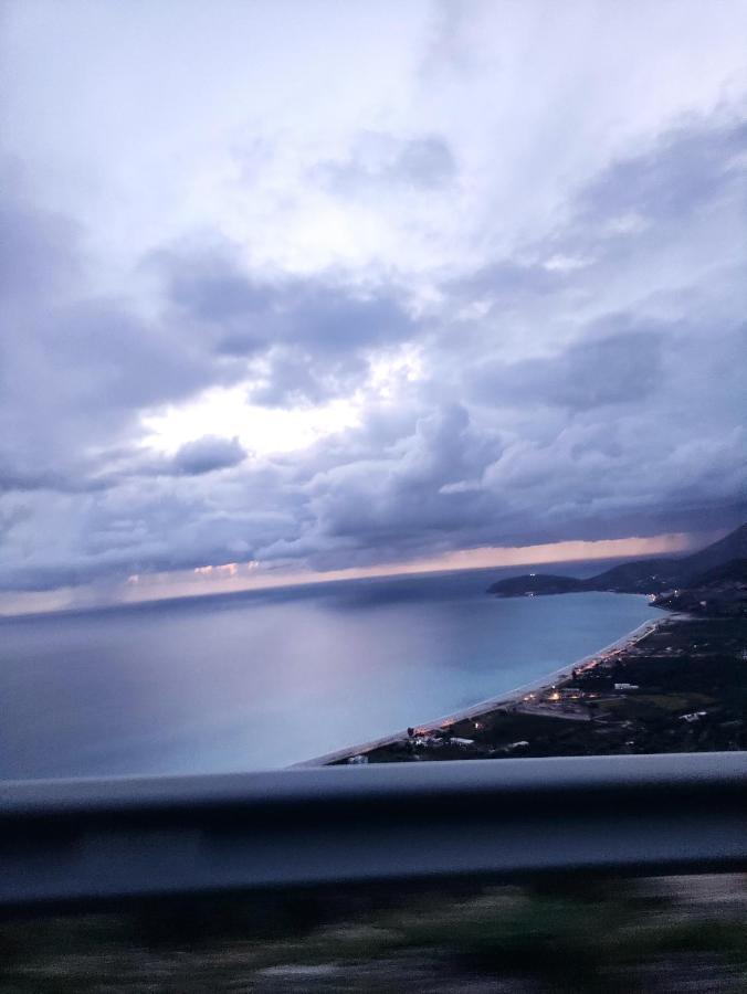 Ionian Pearl Daire Borş Dış mekan fotoğraf